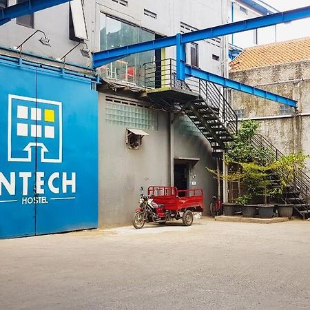 Intech Hostel Bandung Exterior photo